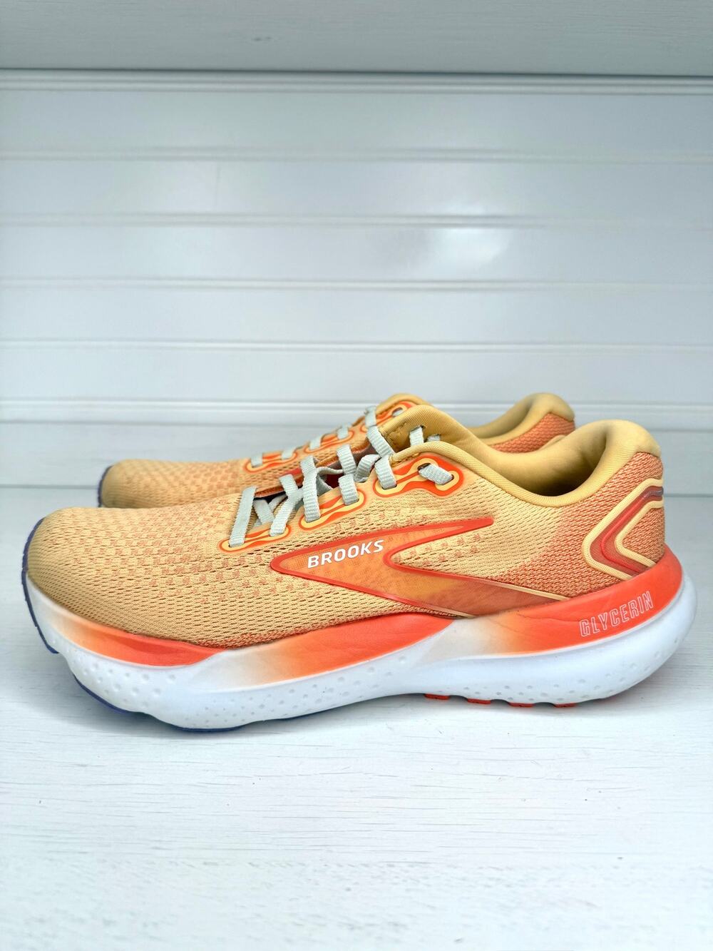 Brooks Glycerin 21 Running Shoes Women’s Size 10 B Peach Orange Road Running